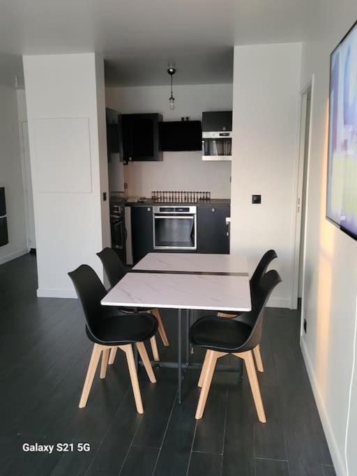 Superbe T2, Paris, Stade De France, Wifi, Parking Saint-Denis  Extérieur photo